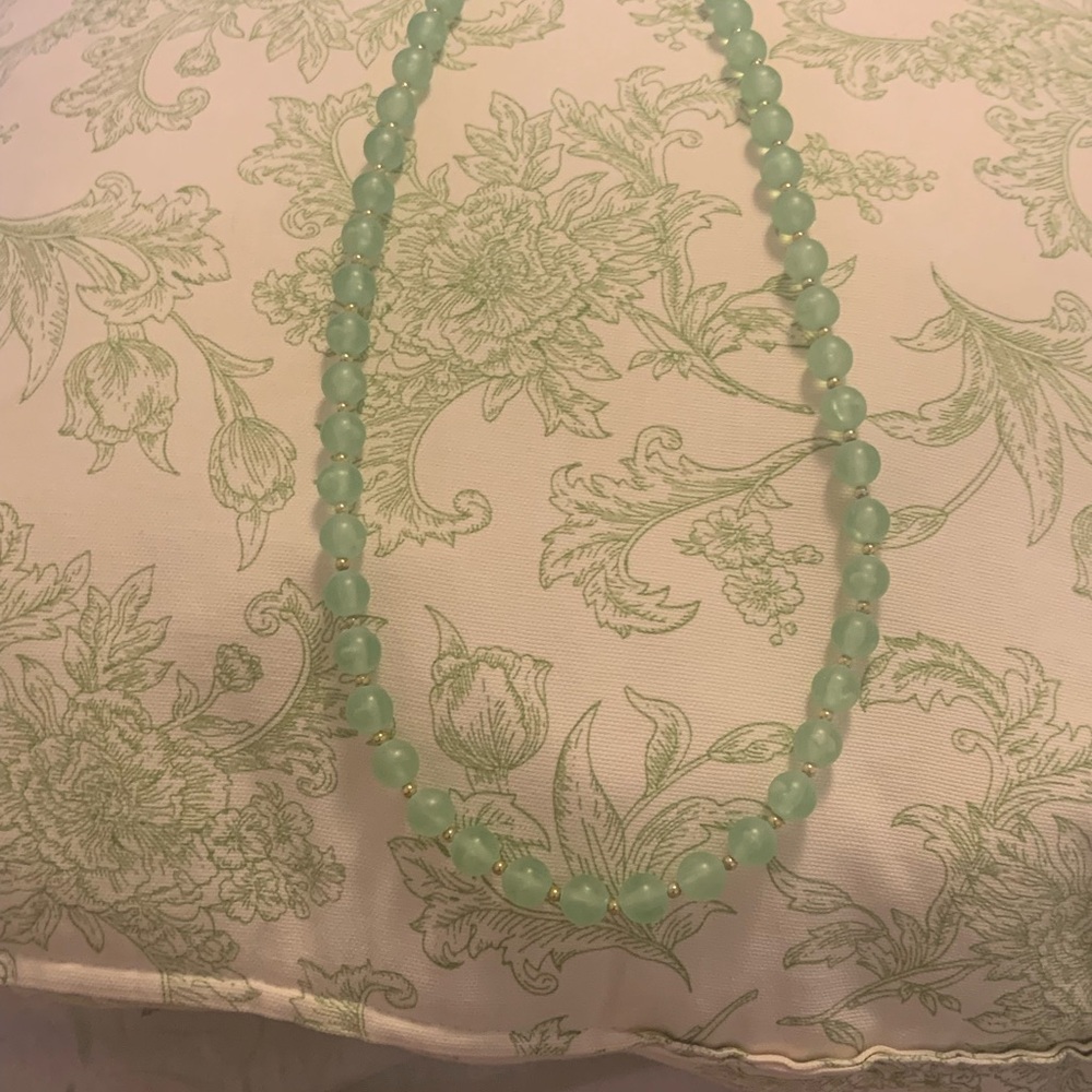 Elegant Green Beaded Necklace